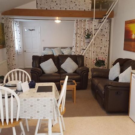 Immaculate 1-Bed Lodge Newton Abbot Torquay Kingskerswell Екстериор снимка